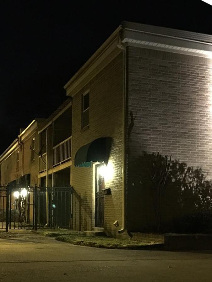 Centrally Located 3Br Overton Square Fast Wifi Free Parking Yes Pets Memphis Exteriör bild