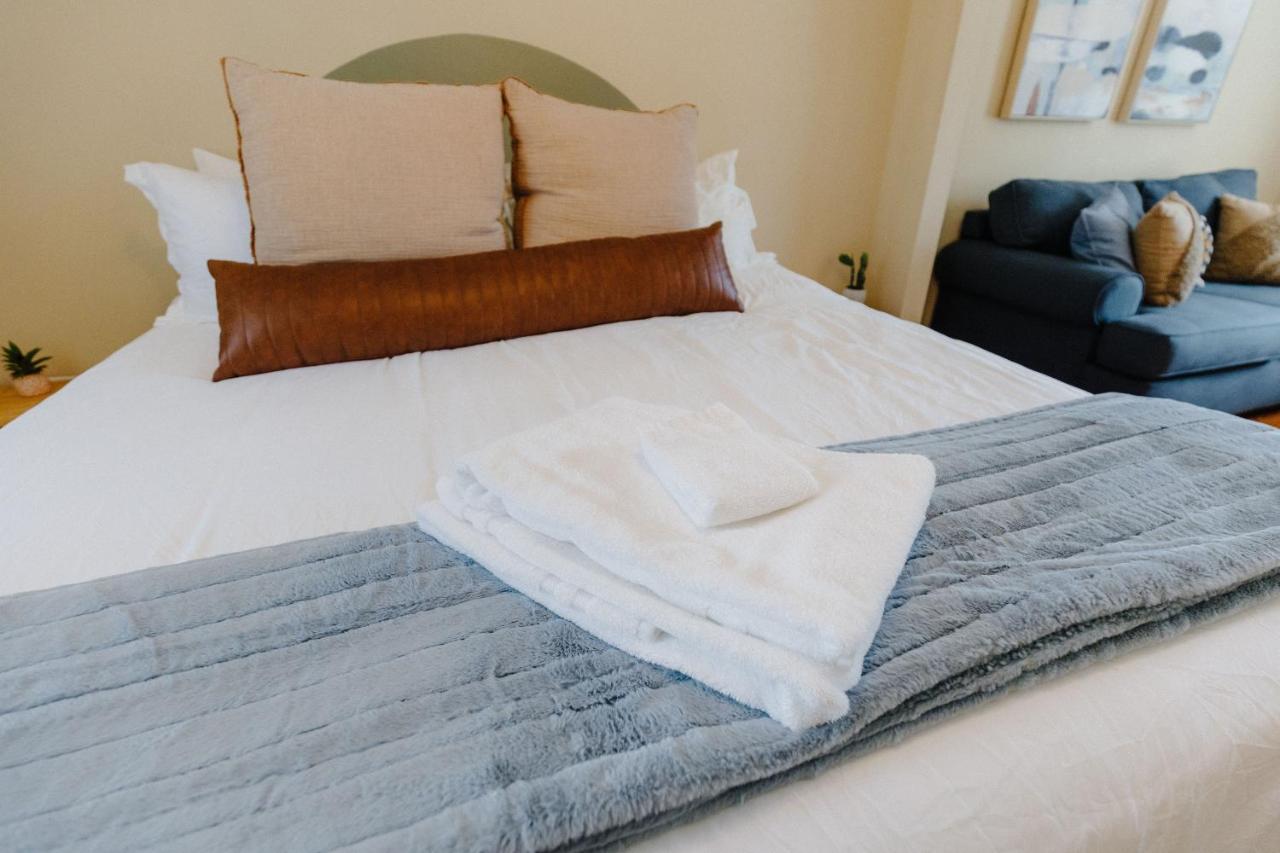 Centrally Located 3Br Overton Square Fast Wifi Free Parking Yes Pets Memphis Exteriör bild